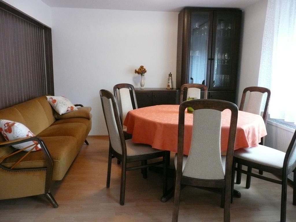 Ferienhaus Kruk Hergarten Buitenkant foto