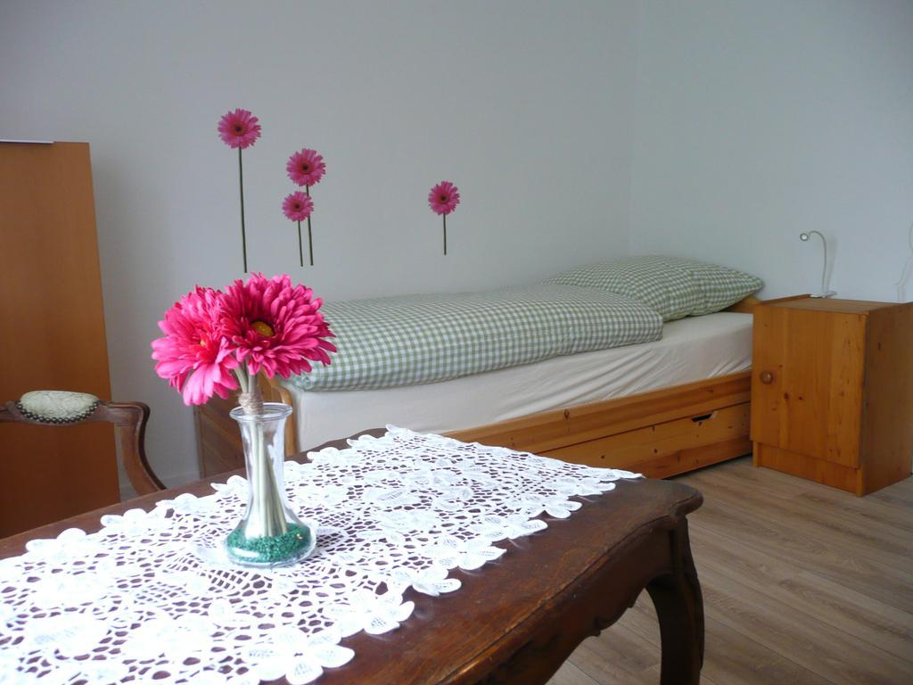 Ferienhaus Kruk Hergarten Buitenkant foto